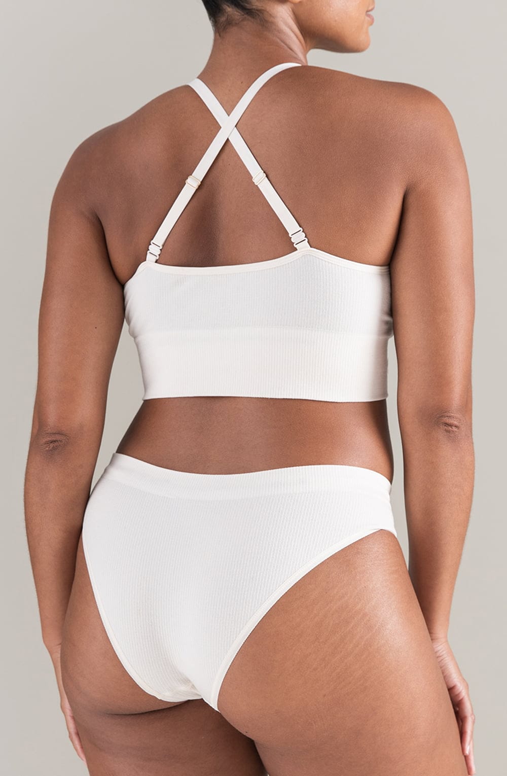 Seamless-Brief_White-5.jpg