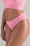 Seamless-Bralette_Pink-4.jpg