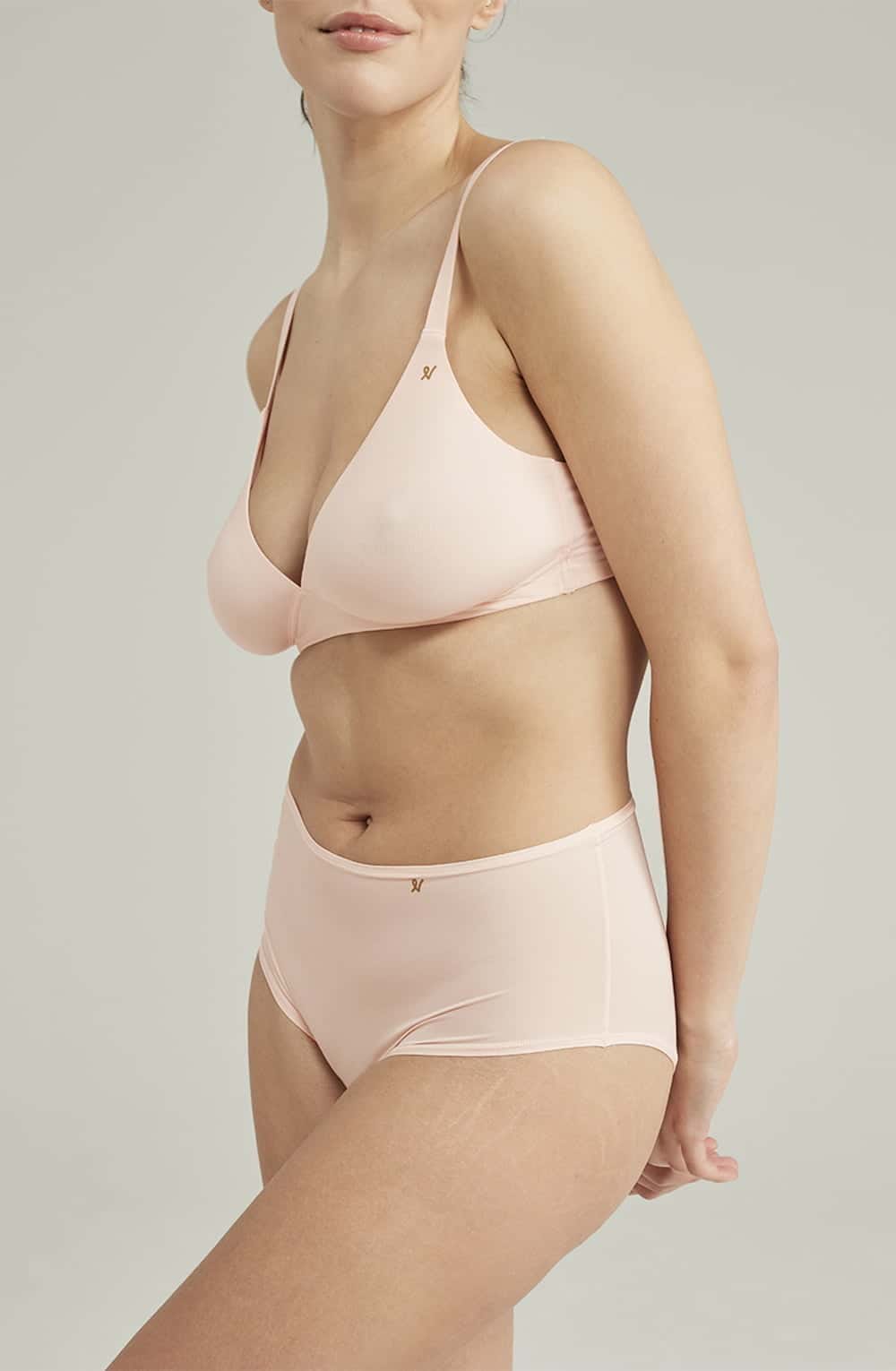 Easy-Does-It-Blush-04.jpg