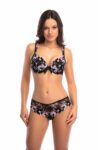 roza_florence_pink_brief_close_up_1.jpg