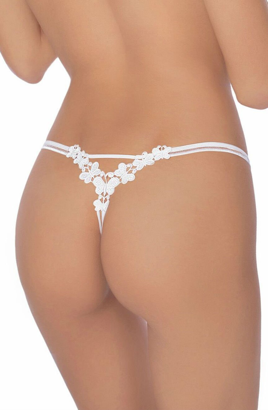 roza_fiona_white_back_close_up.jpg