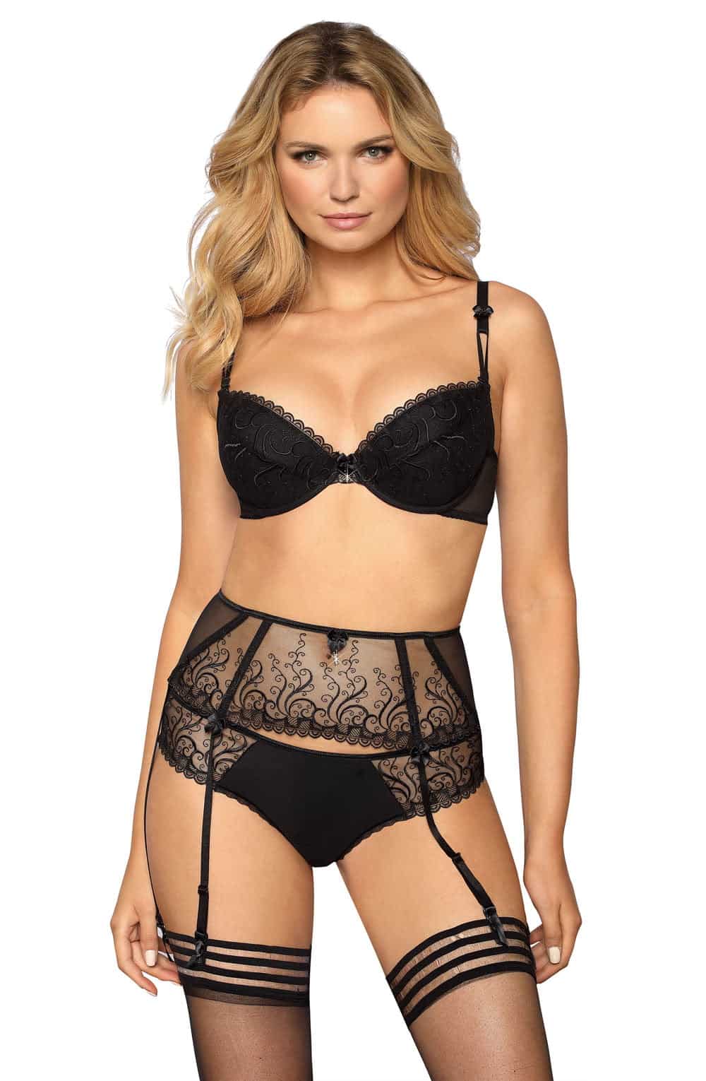 Roza_anuk_pushupbra_black_1.jpg